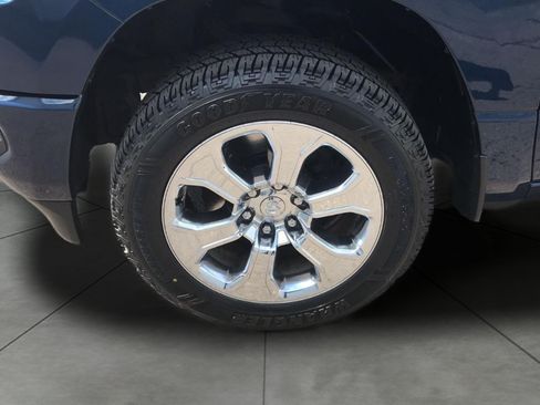 Used 2019 RAM 1500 Big Horn AWD/4WD image 3