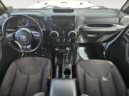 Used 2015 Jeep Wrangler Unlimited Sport w/ Quick Order Package 24S AWD/4WD image 21