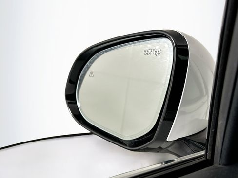 Used 2024 Genesis GV80 2.5T image 16