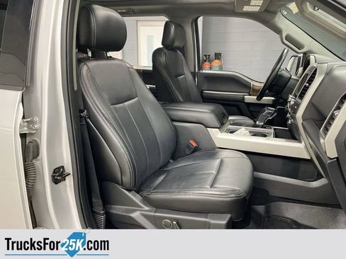 Used 2018 Ford F150 Lariat image 32