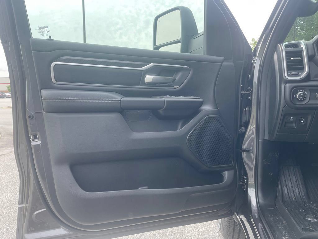 New 2026 RAM 1500 Big Horn AWD/4WD image 10