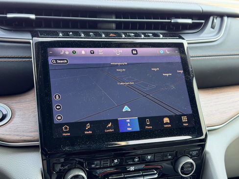 Used 2022 Jeep Grand Cherokee Summit w/ Adv Protech Group IV image 3