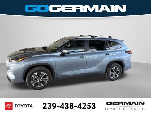 Used 2024 Toyota Highlander XLE image 9