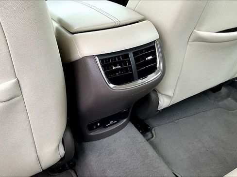 Used 2024 Chevrolet Malibu LT FWD image 10