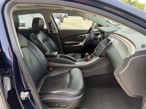 Used 2011 Buick LaCrosse CXS FWD image 10