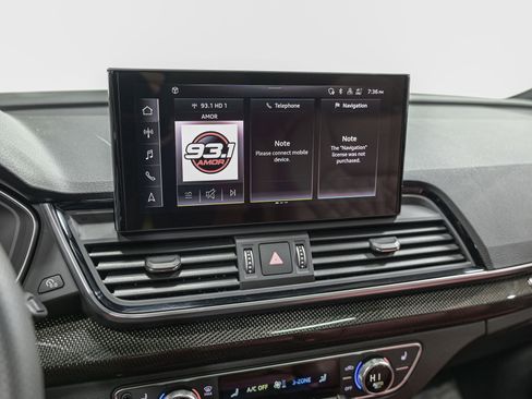 Used 2024 Audi SQ5 Premium Plus w/ Premium Plus Package image 22