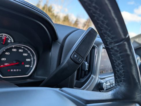 Used 2020 Chevrolet Silverado 1500 LTZ AWD/4WD image 29