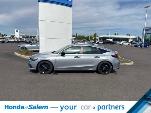 Used 2024 Honda Civic Sport image 3