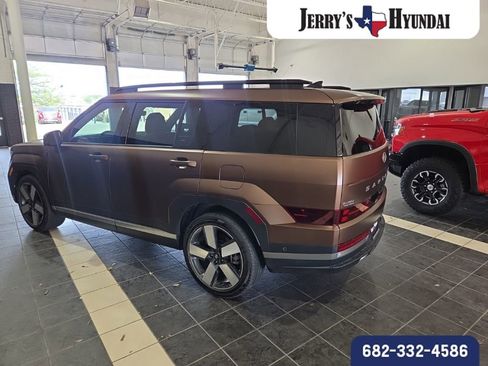 Certified 2024 Hyundai Santa Fe Limited AWD/4WD image 6