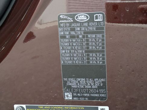 New 2026 Land Rover Defender 130 X-Dynamic SE AWD/4WD image 32