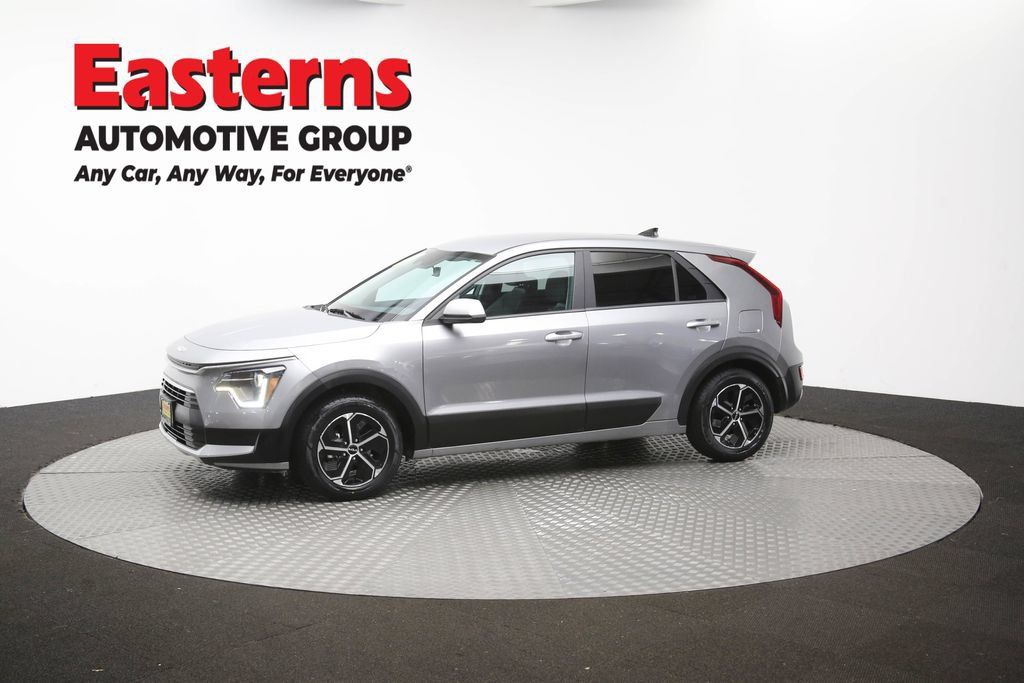 Used 2025 Kia Niro LX FWD image 56