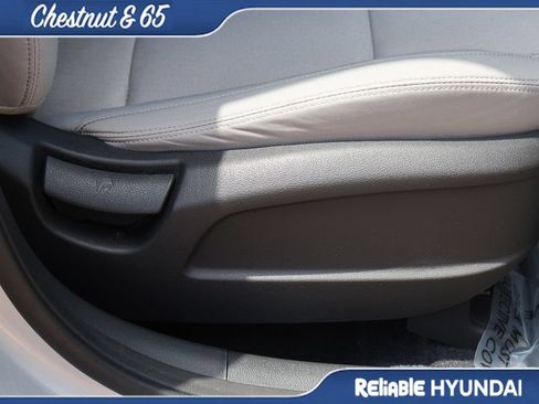 Used 2018 Hyundai Tucson SE AWD/4WD image 11