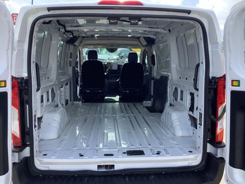 Used 2023 Ford Transit 250 Low Roof image 8