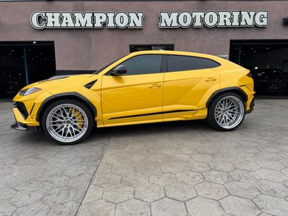 Used 2023 Lamborghini Urus S