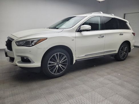 Used 2016 INFINITI QX60 Luxe w/ Deluxe Technology Package image 2