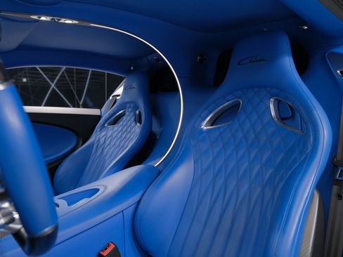 Used 2018 Bugatti Chiron image 18