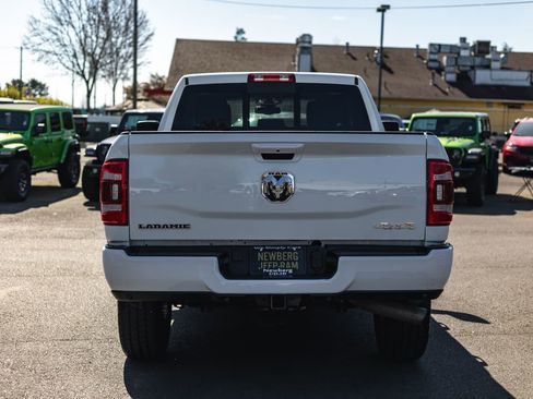 Used 2024 RAM 2500 Laramie AWD/4WD image 14