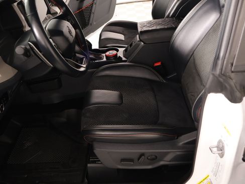 Used 2024 Ford Bronco Raptor AWD/4WD image 12