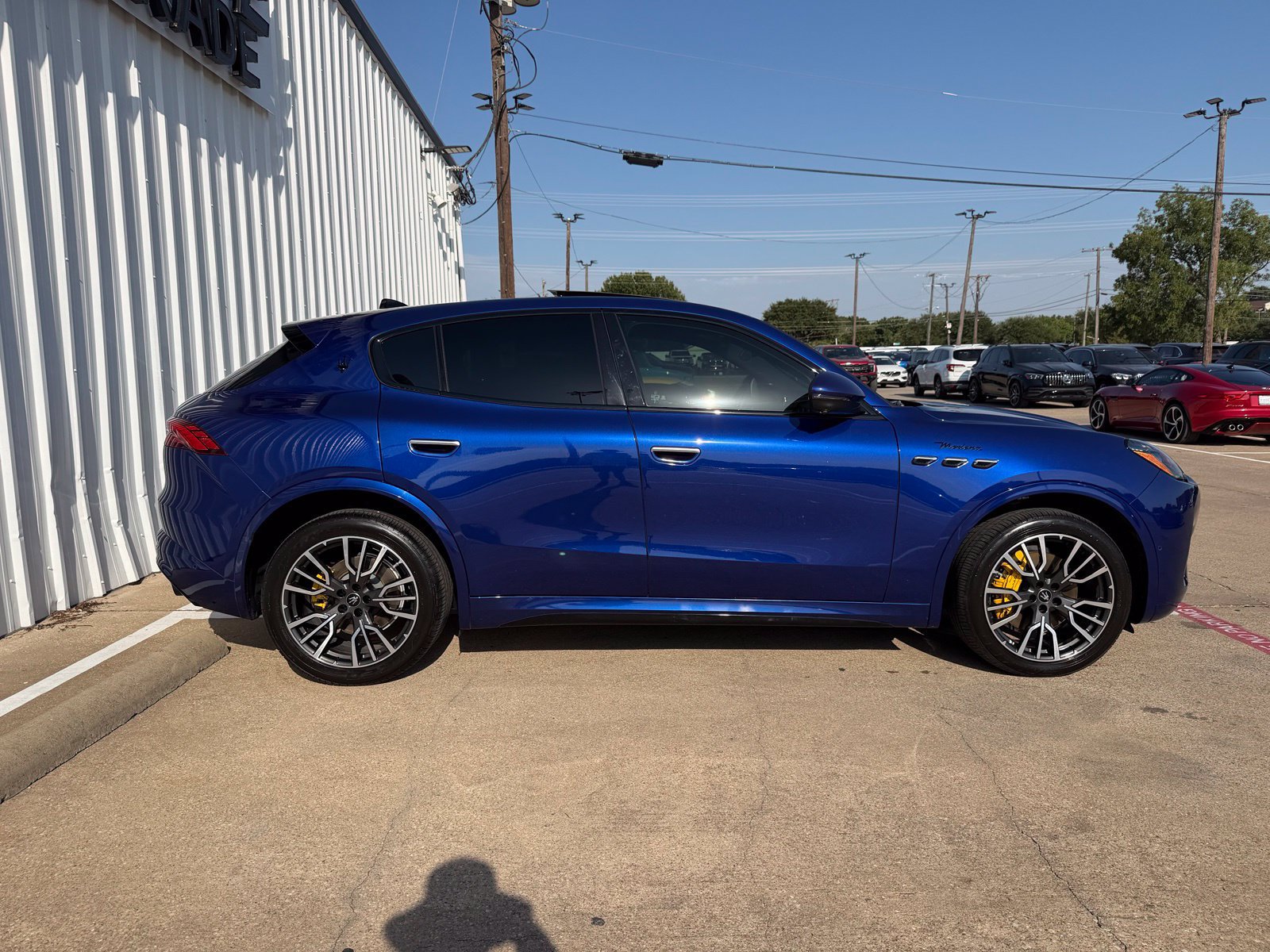 Used 2023 Maserati Grecale Modena AWD/4WD image 8