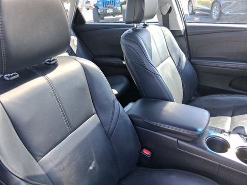 Used 2018 Toyota Avalon Limited w/ Carpet Mat Package image 14