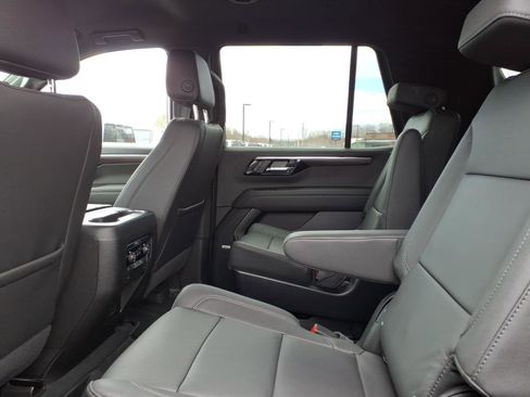 New 2026 Chevrolet Tahoe Z71 w/ Comfort Package AWD/4WD image 7