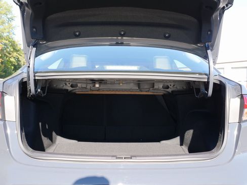 Used 2025 Toyota Corolla XLE image 15