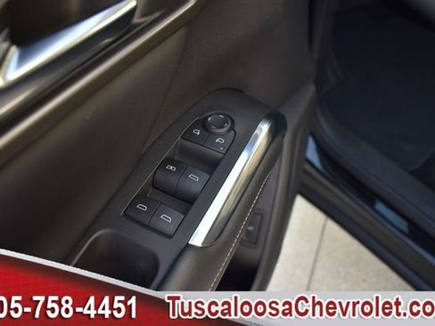 Used 2025 Chevrolet Traverse LT w/ Driver Confidence Package image 19
