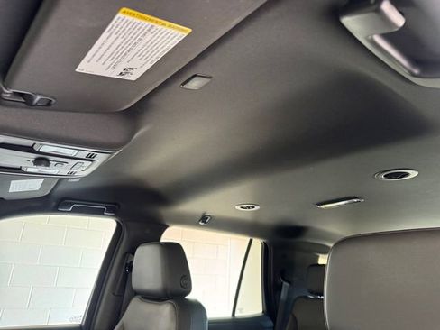 Used 2021 Chevrolet Tahoe Z71 AWD/4WD image 26