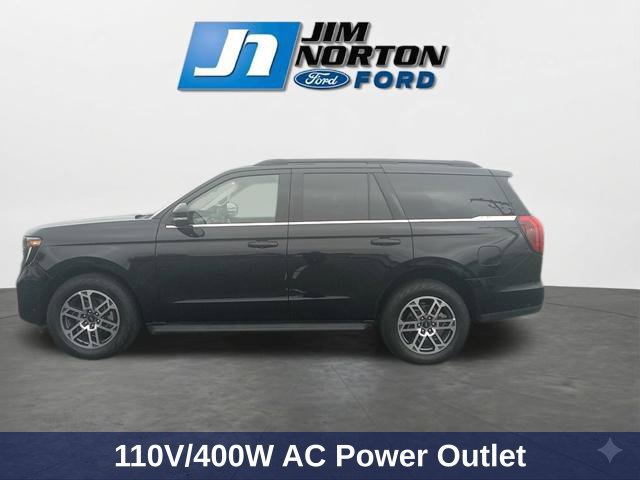 Used 2025 Ford Expedition Active AWD/4WD image 6