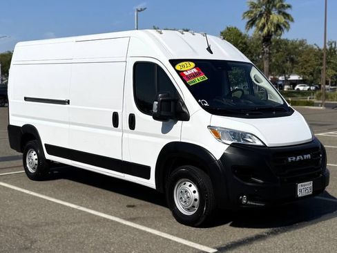 Used 2023 RAM ProMaster 2500 w/ Safety Group (A) FWD image 3