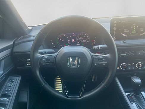 Used 2024 Honda Accord Sport image 14