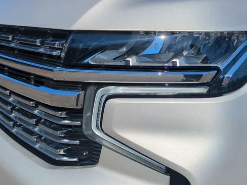 Used 2021 Chevrolet Tahoe Premier w/ Premium Package 2 image 9