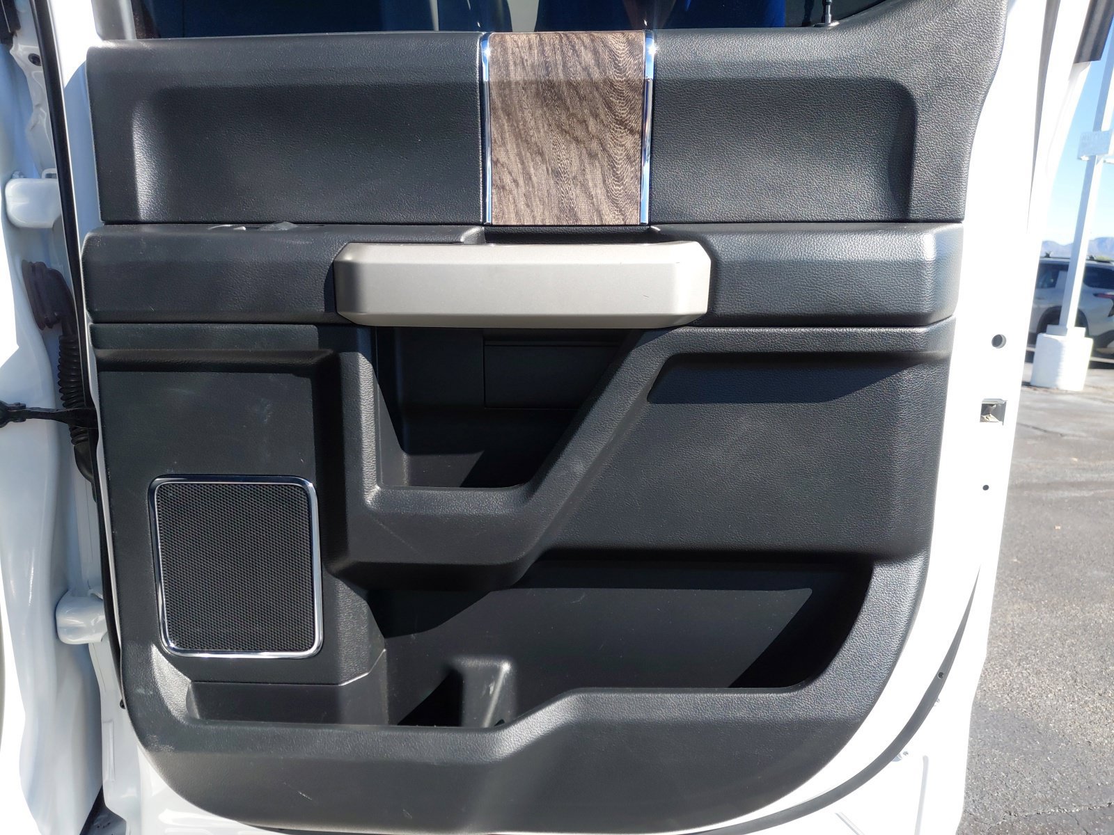 Used 2019 Ford F350 Lariat w/ Lariat Value Package AWD/4WD image 27