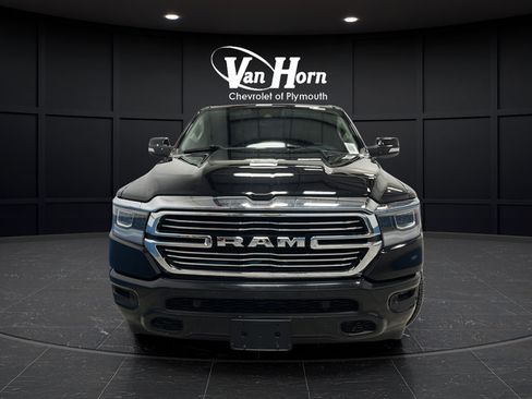 Used 2022 RAM 1500 Laramie AWD/4WD image 2