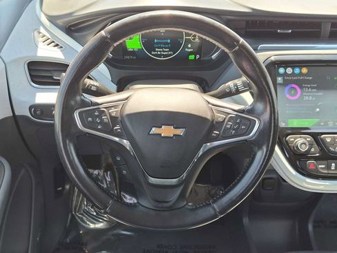 Used 2020 Chevrolet Bolt Premier w/ Infotainment Package FWD image 20