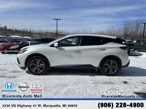 Used 2019 Nissan Murano Platinum image 4