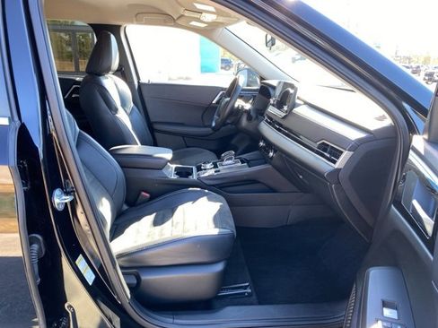 Used 2024 Mitsubishi Outlander SE image 27