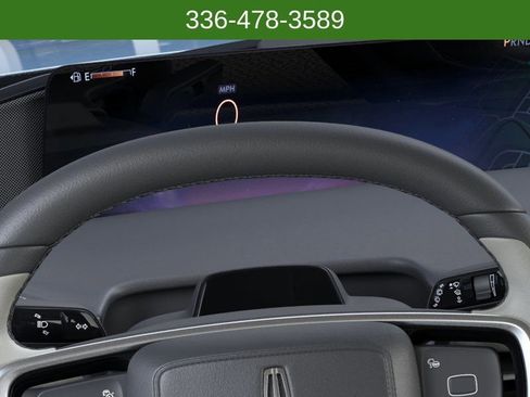New 2025 Lincoln Navigator L Reserve image 13