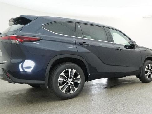 New 2026 Toyota Highlander XLE AWD/4WD image 25