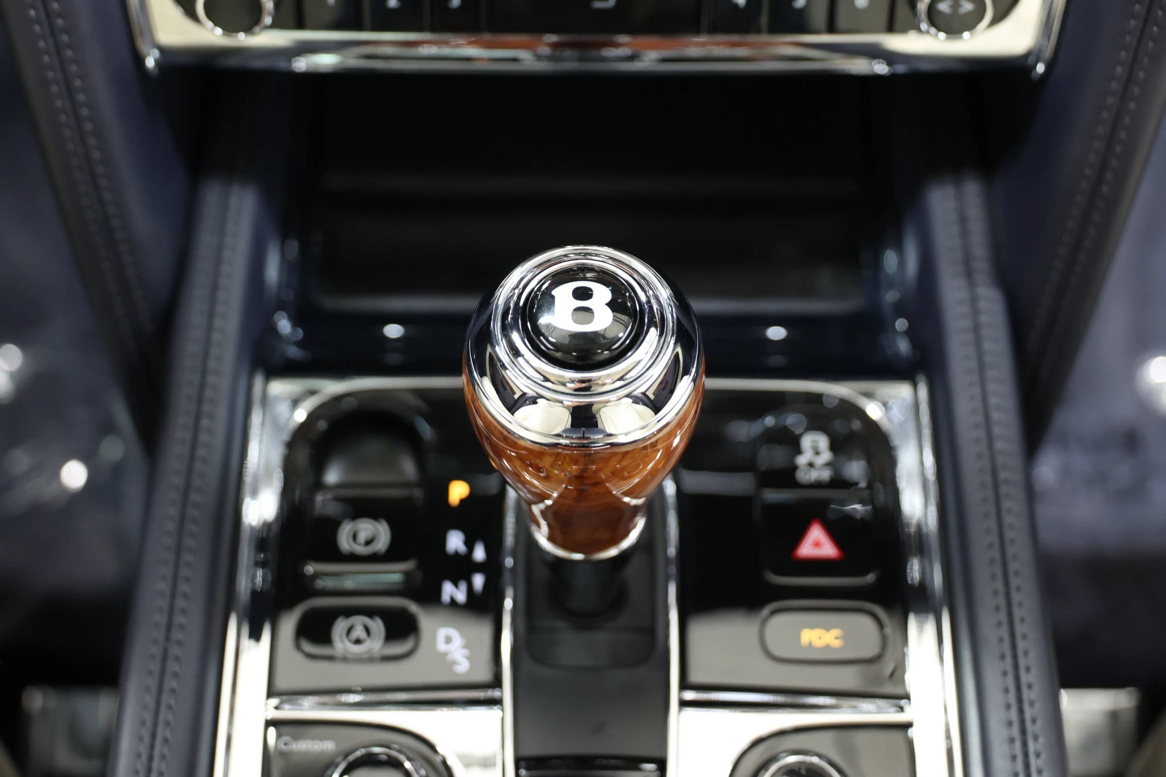 Used 2017 Bentley Mulsanne RWD image 57