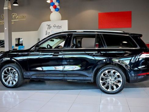 Used 2022 Lincoln Aviator Grand Touring w/ Elements Package Plus AWD/4WD image 8