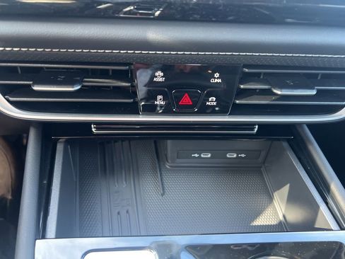 New 2026 Volkswagen Atlas SE image 23