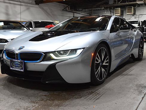 Used 2016 BMW i8 AWD/4WD image 5