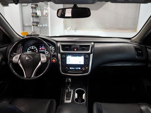 Used 2016 Nissan Altima 2.5 SL w/ 2.5 Technology w/LED Package image 19