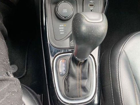 Used 2019 Jeep Compass Limited AWD/4WD image 43