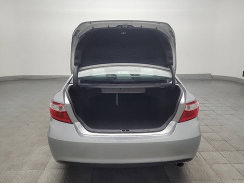 Used 2017 Toyota Camry XLE FWD image 29