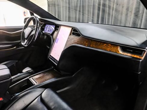 Used 2020 Tesla Model X Long Range AWD/4WD image 20
