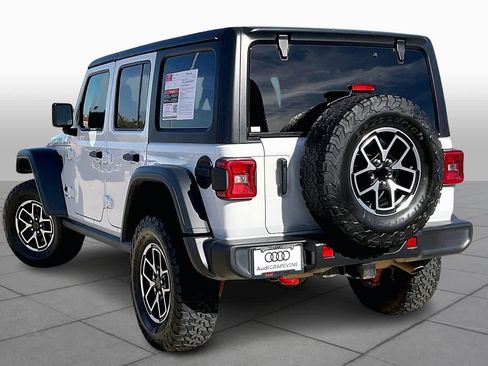 Used 2024 Jeep Wrangler Unlimited Rubicon image 11