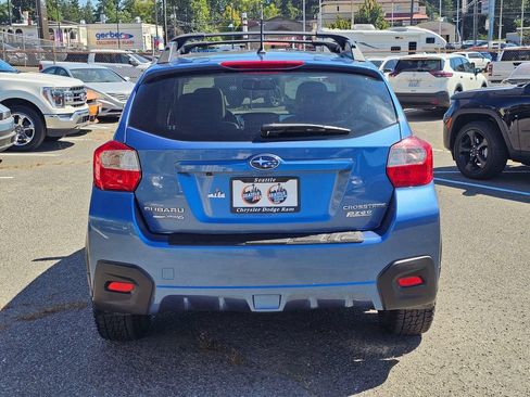 Used 2016 Subaru Crosstrek 2.0i Premium w/ Moonroof Package AWD/4WD image 6