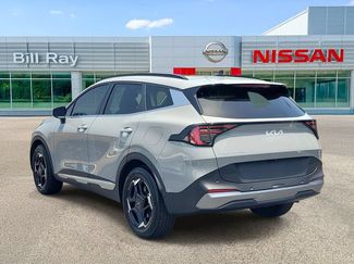 Used 2026 Kia Sportage EX w/ EX Panorama Roof Package FWD video 3